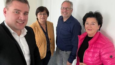 von links: Benno Schulz (FDP), Daniela Pfeiffer (FDP), Jens Lükermann (Volt), Dr. Christiane Ratjen-Damerau (FDP)